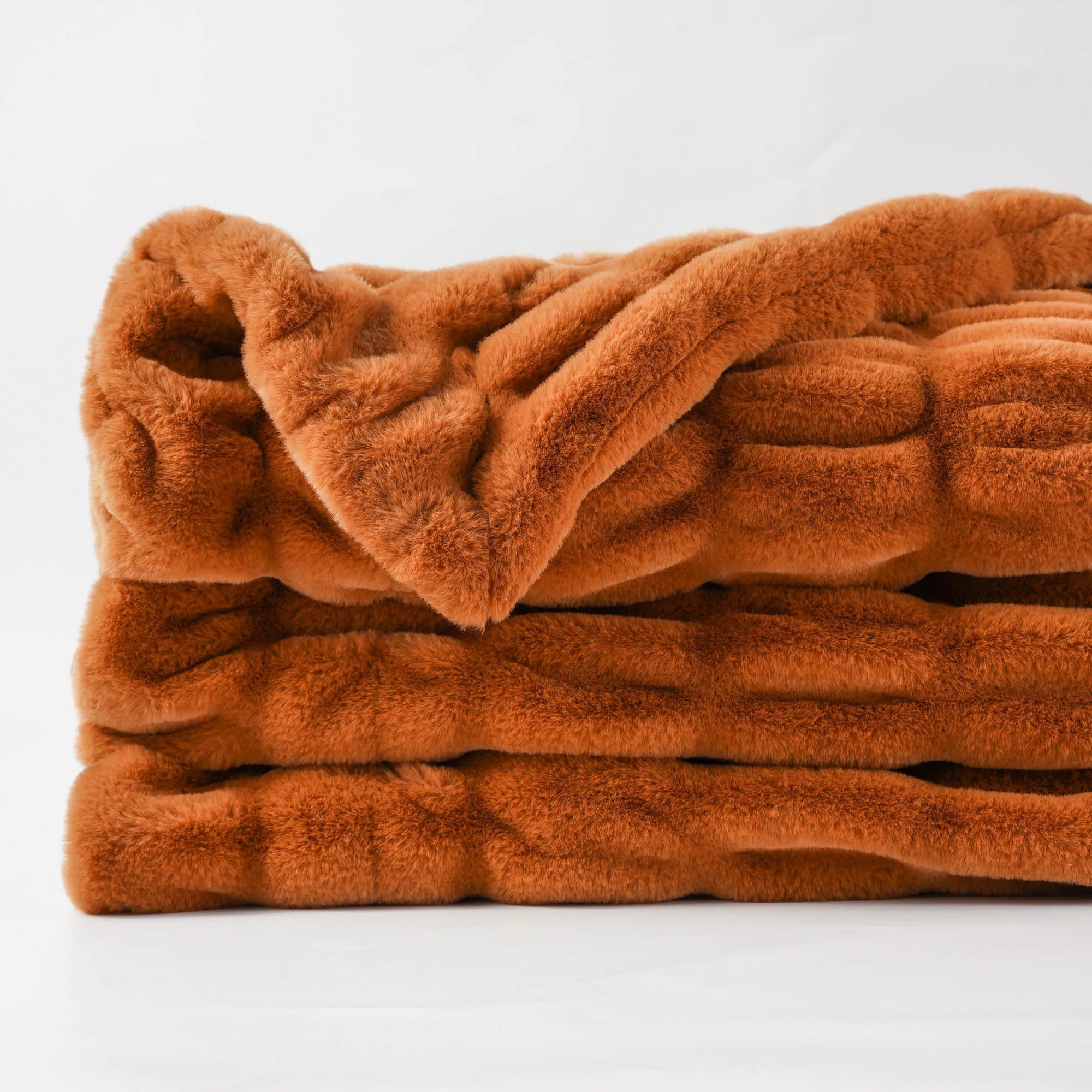 Plaid en Fausse Fourrure Terracotta - Douceur et Chaleur Couverture chambre, Couvertures, Couvertures adulte, linge de lit, Plaid, Salon