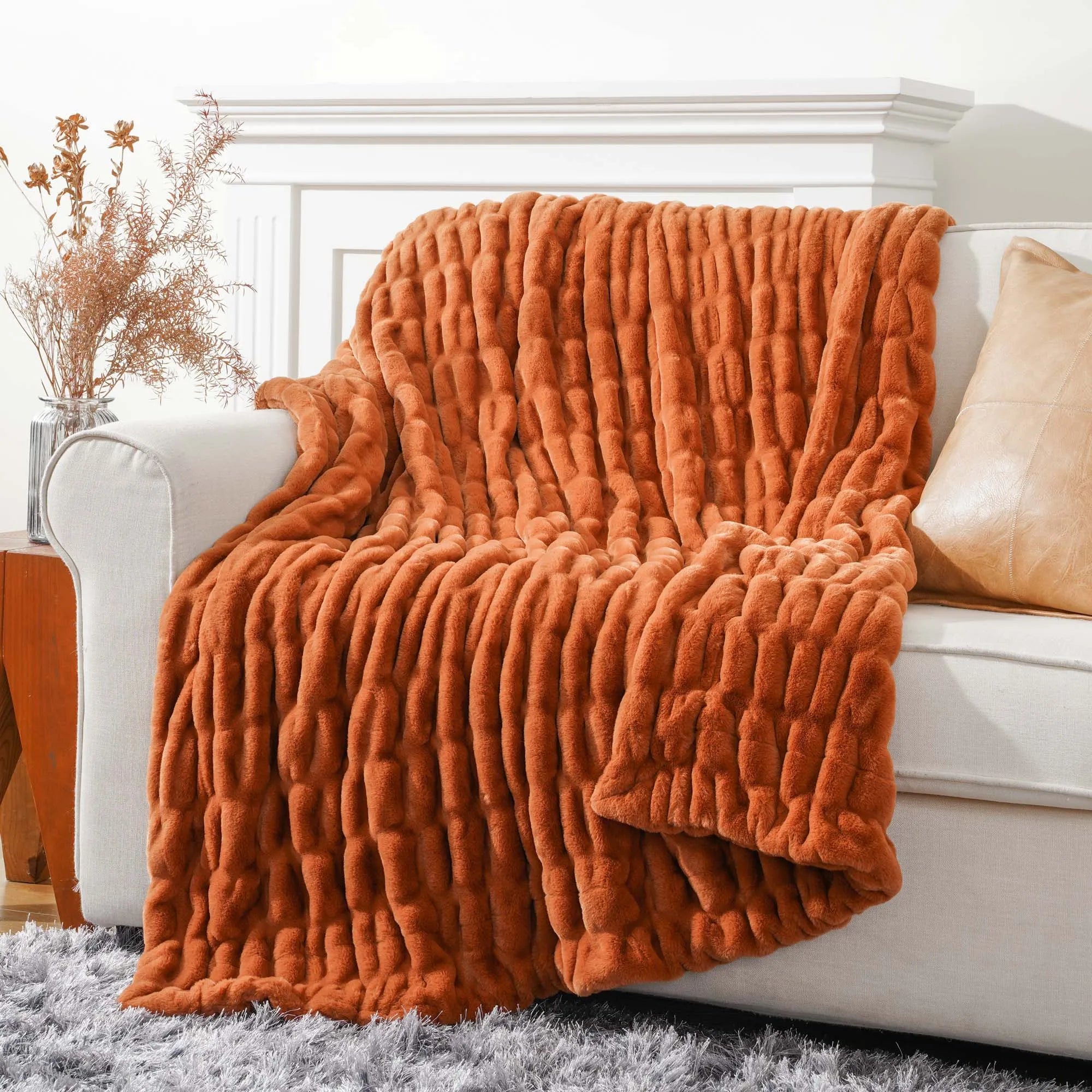 Plaid en Fausse Fourrure Terracotta - Douceur et Chaleur Couverture chambre, Couvertures, Couvertures adulte, linge de lit, Plaid, Salon