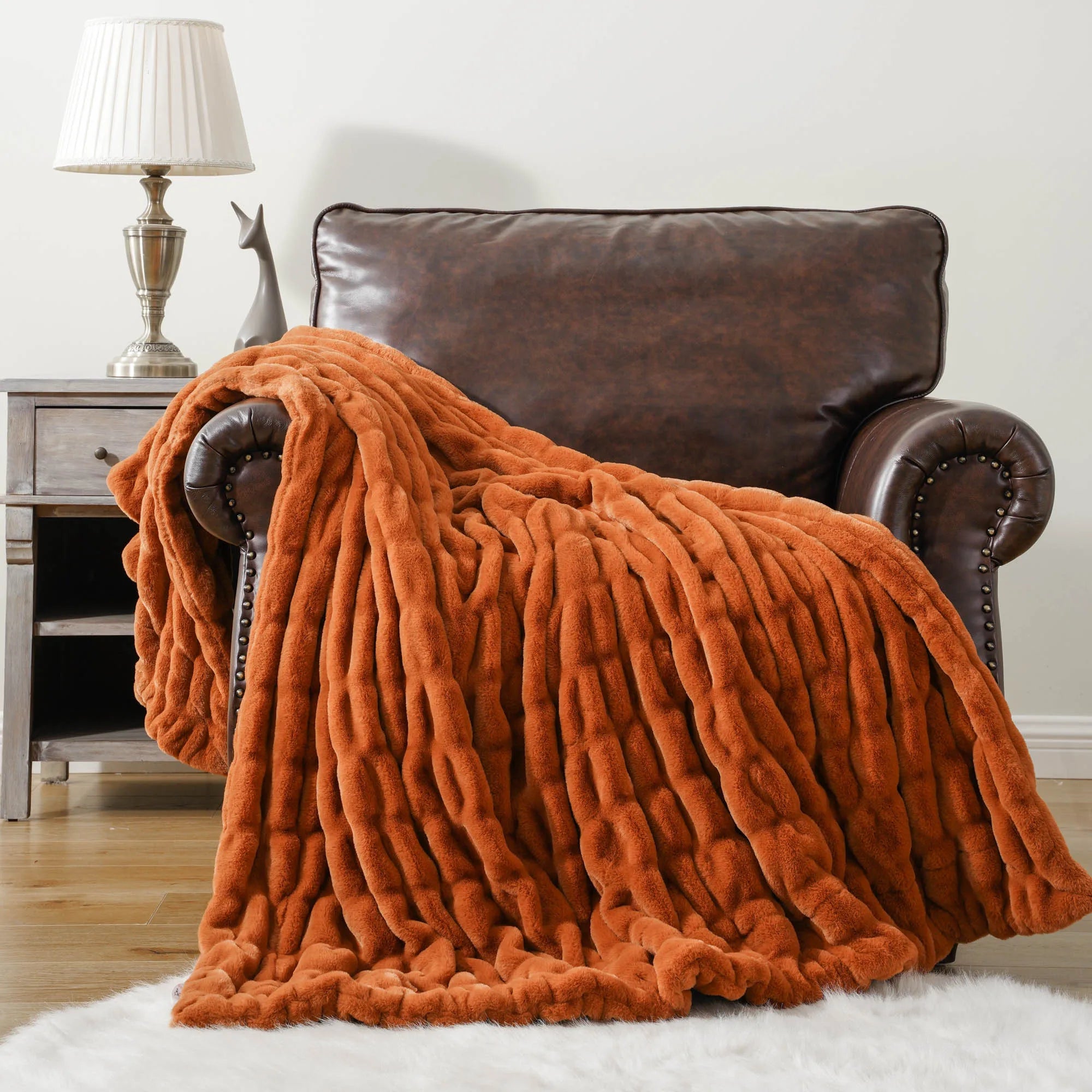 Plaid en Fausse Fourrure Terracotta - Douceur et Chaleur Couverture chambre, Couvertures, Couvertures adulte, linge de lit, Plaid, Salon